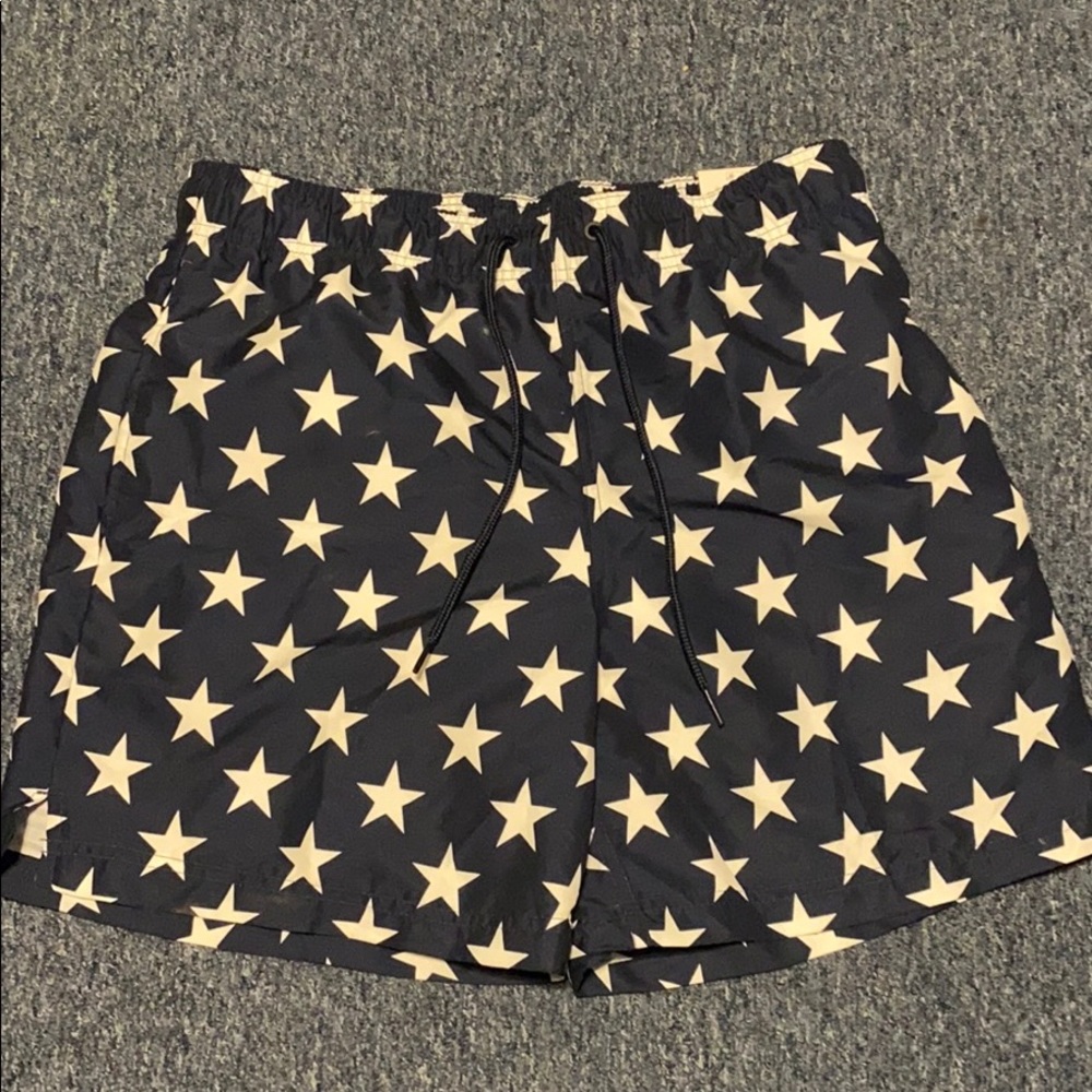 Men’s swim shorts